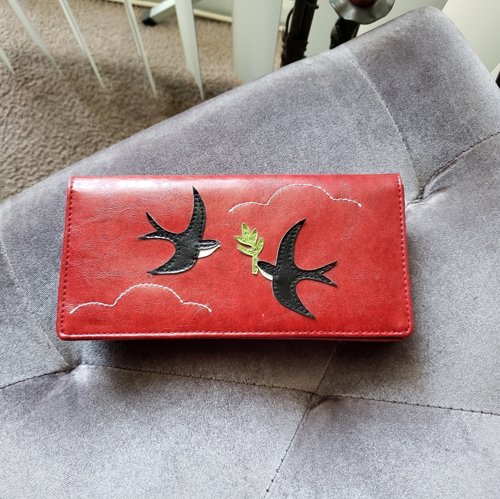 Lavishy wallet